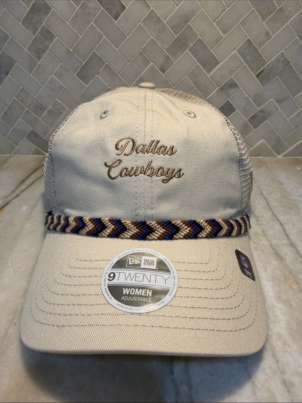 New Era Women’s Dallas Cowboys Beige Braided-Trim Hat NWT